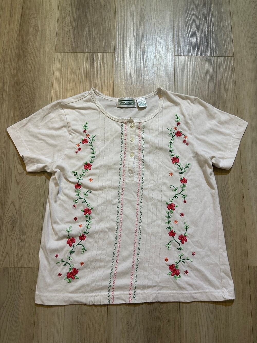 Vintage Shenanigans Floral Embroidered Henley Top Cream Cottagecore S Pintuck
